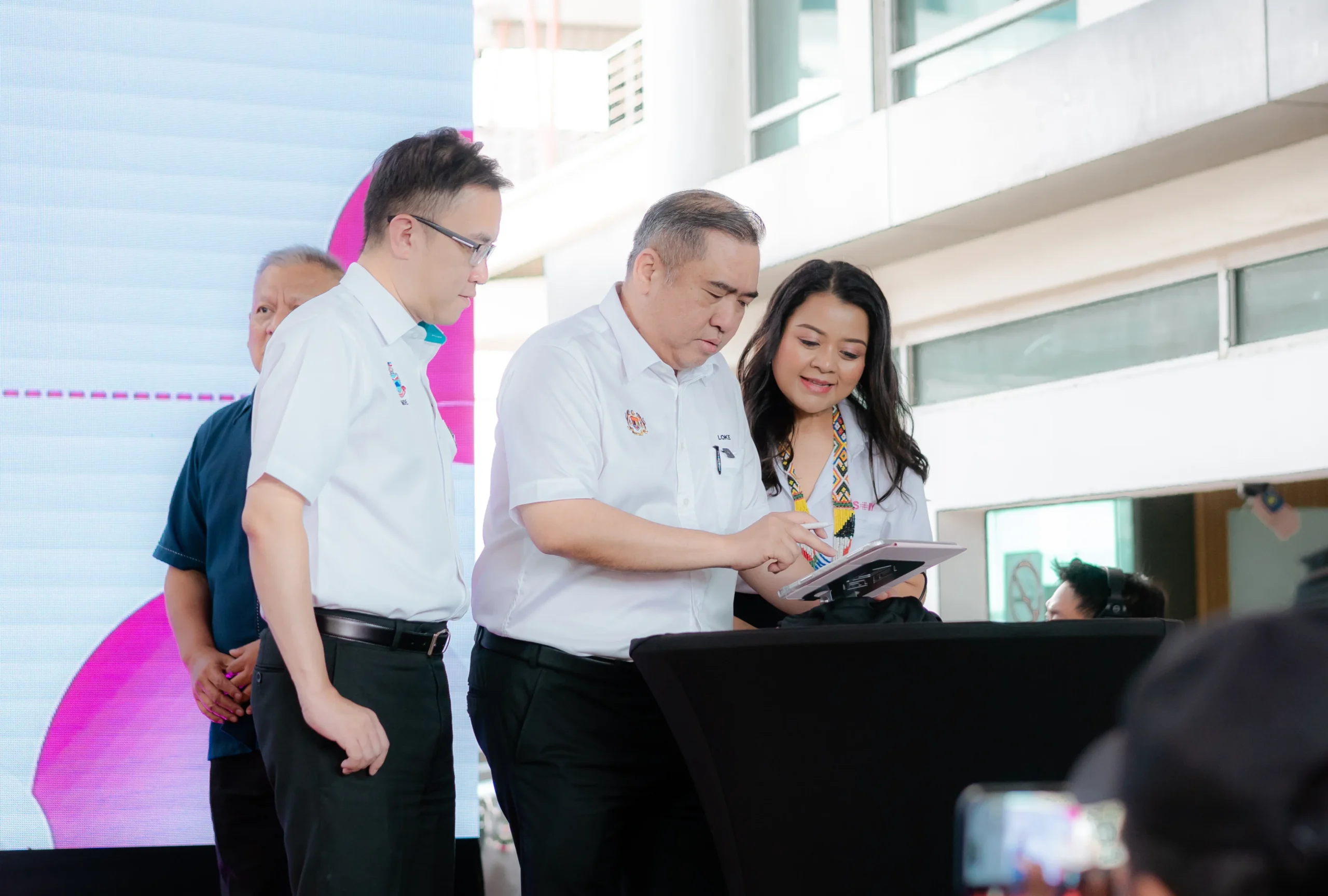 BAS.MY Kota Kinabalu Launched by Transport Minister YB Loke Siew Fook, Promising 'Rakyat-Friendly' Transport